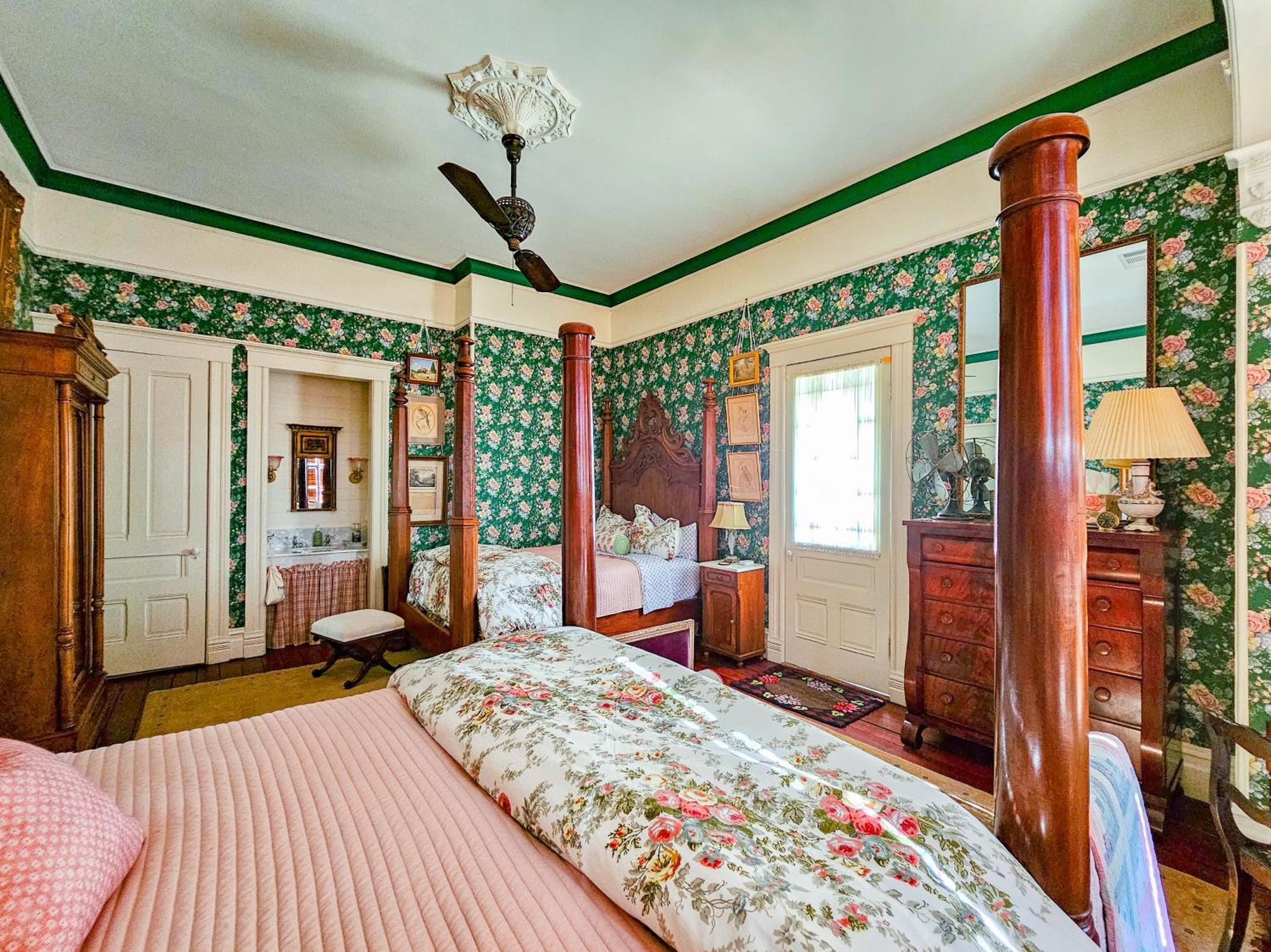 The Jd Hyde Historic Inn Visalia Eksteriør billede