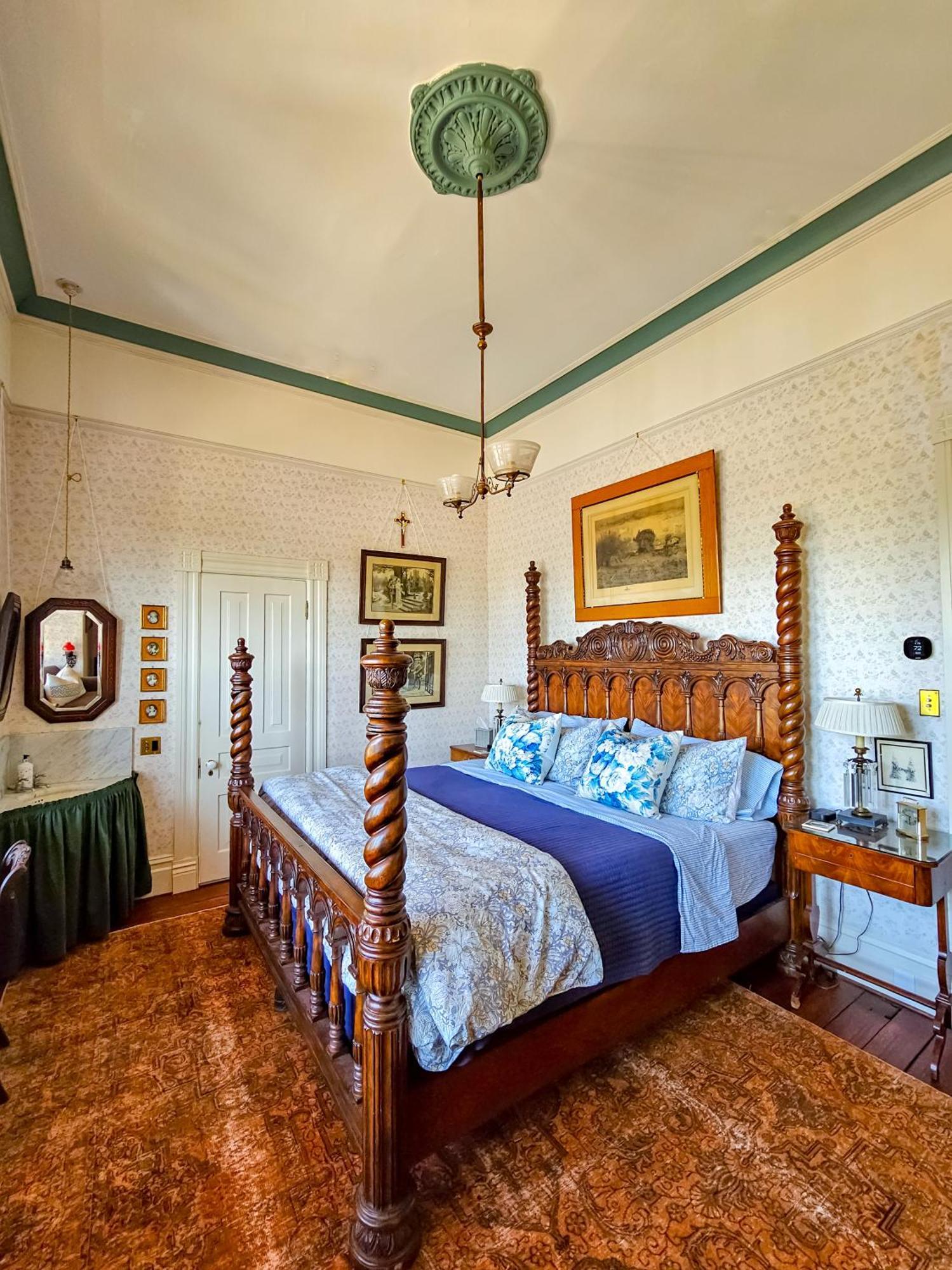 The Jd Hyde Historic Inn Visalia Eksteriør billede